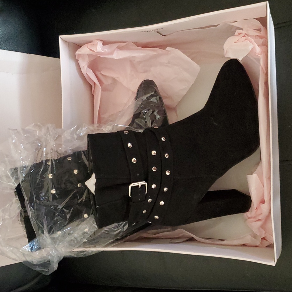 Black Booties - Picture 3 of 4